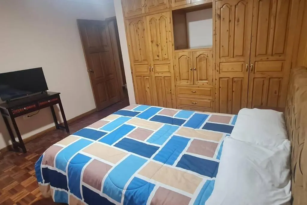 Apartamento Departamento Bien Ubicado Con Todo Lo Necesario Latacunga 0*,