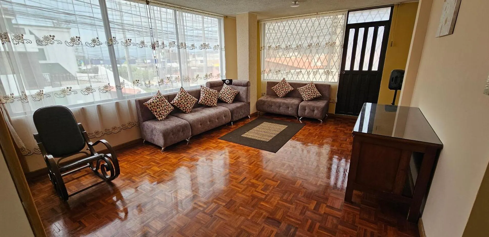 Apartamento Departamento Bien Ubicado Con Todo Lo Necesario Latacunga Ecuador